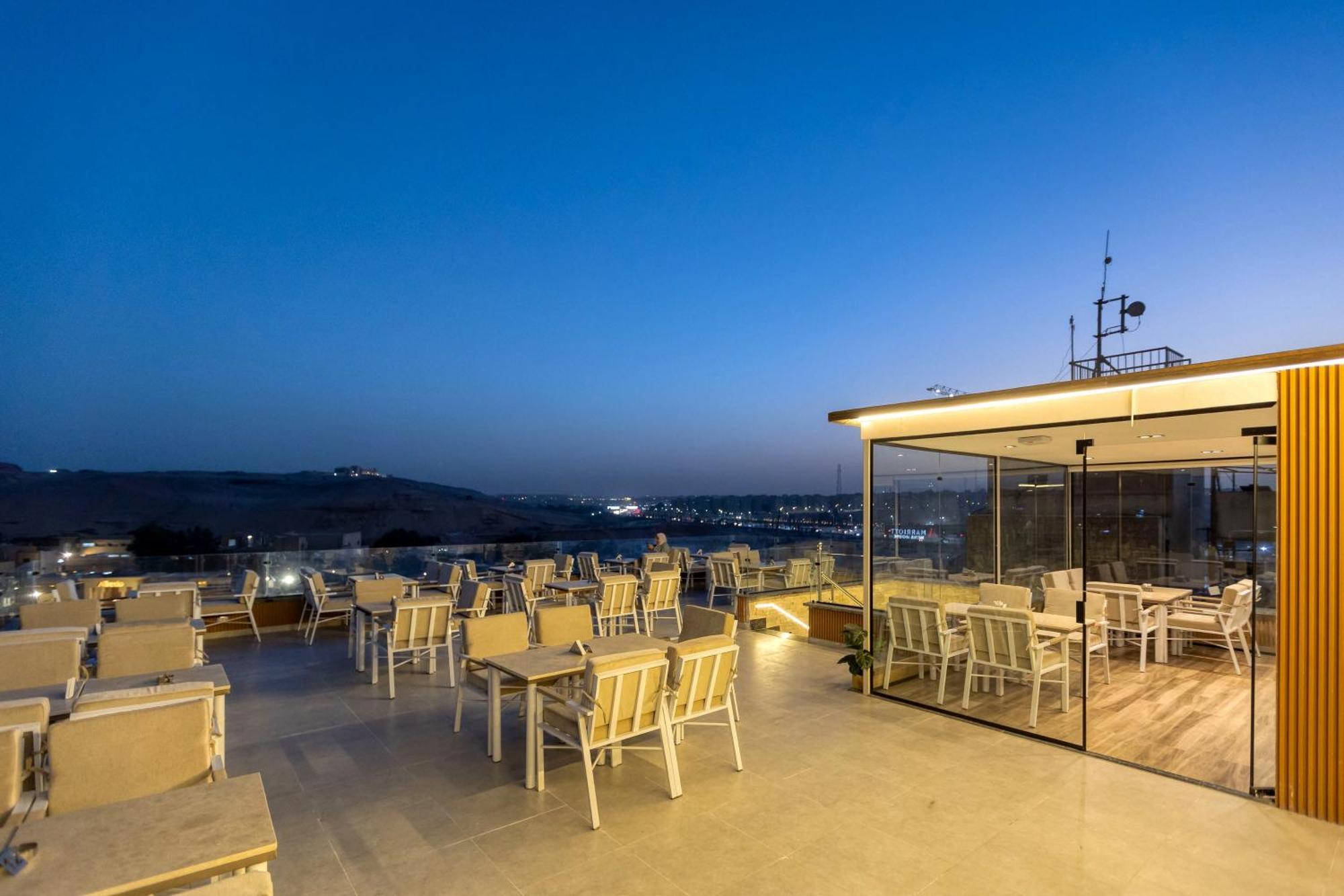 Gaia Pyramids Hotel Kafrat al Jabal Екстер'єр фото